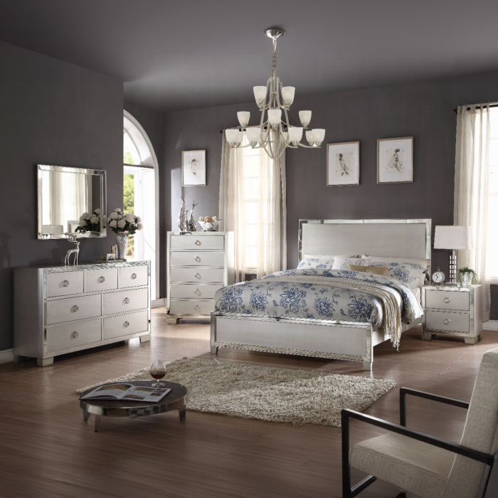 Voeville II Dresser