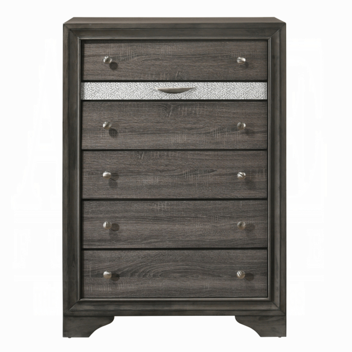 Naima Chest