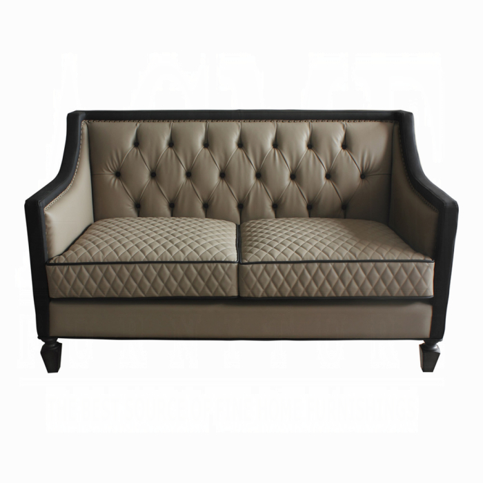 House Beatrice Loveseat W/3 Pillows