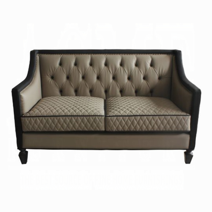 House Beatrice Loveseat W/3 Pillows