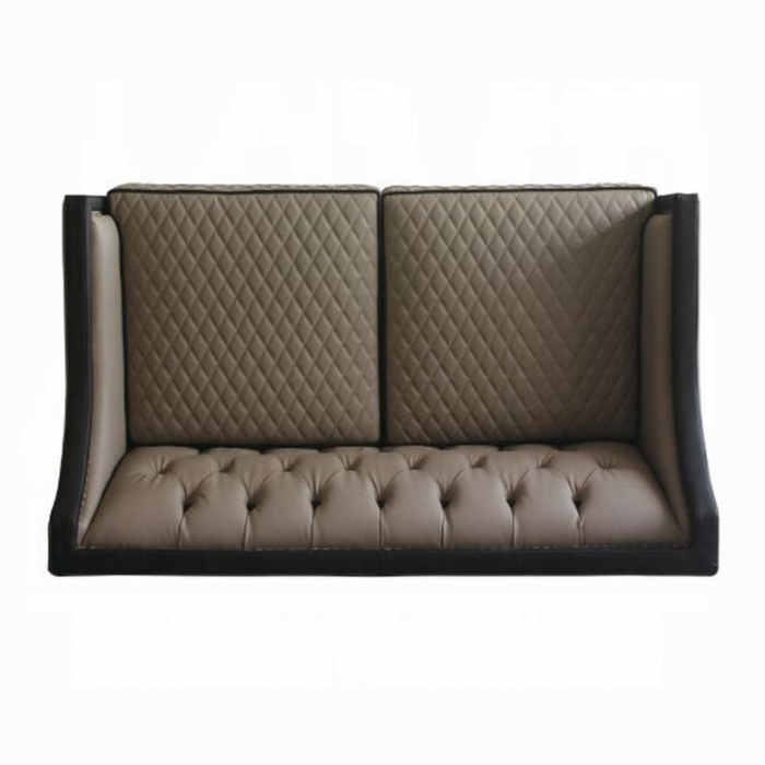 House Beatrice Loveseat W/3 Pillows