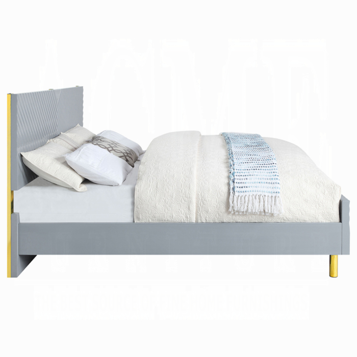 Gaines Queen Bed