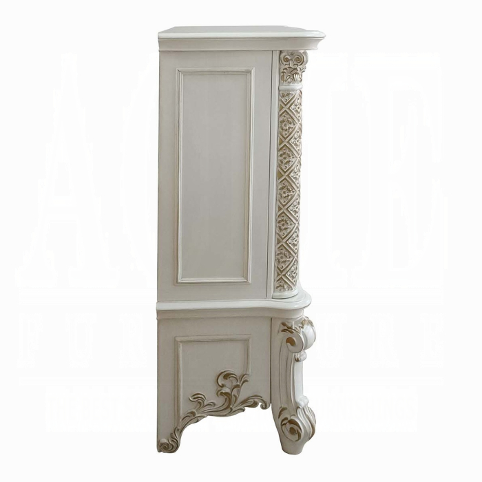 Vendome Chest