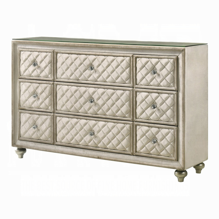 Lucienne Dresser
