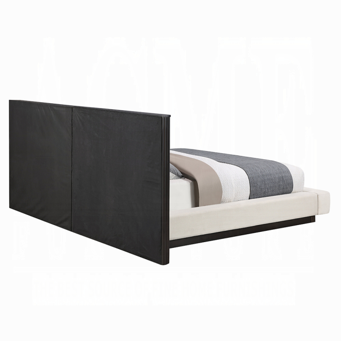 Clayten Eastern King Bed