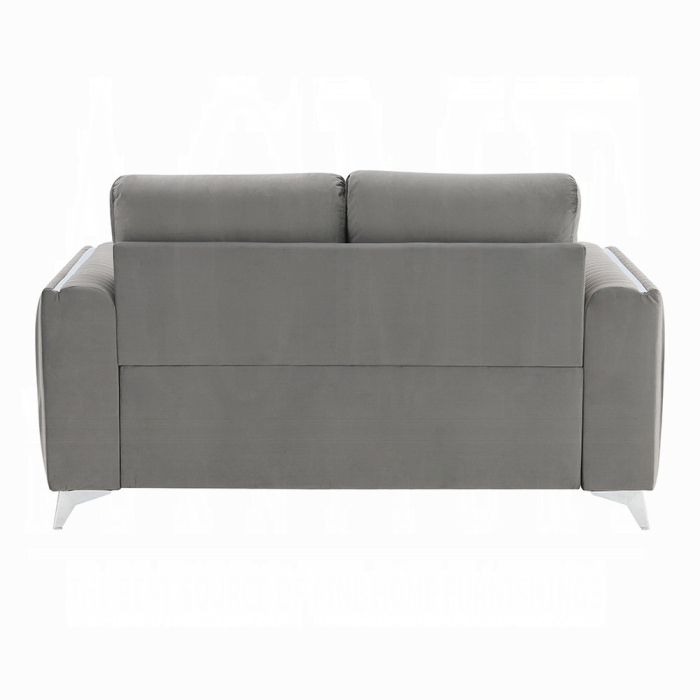 Wenona Loveseat