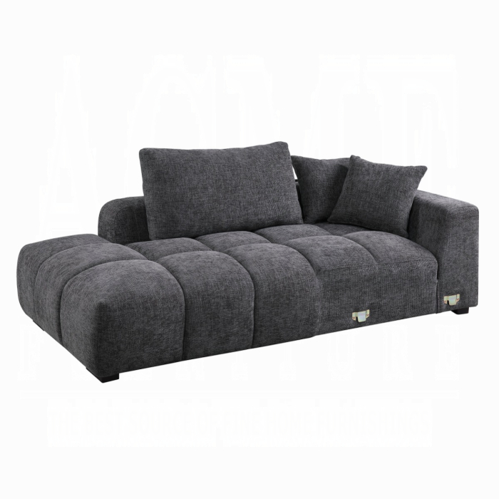 Chosen Sectional Sofa w/6 Pillows