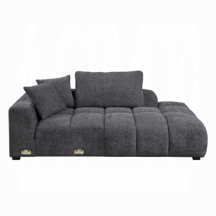 Chosen Sectional Sofa w/6 Pillows