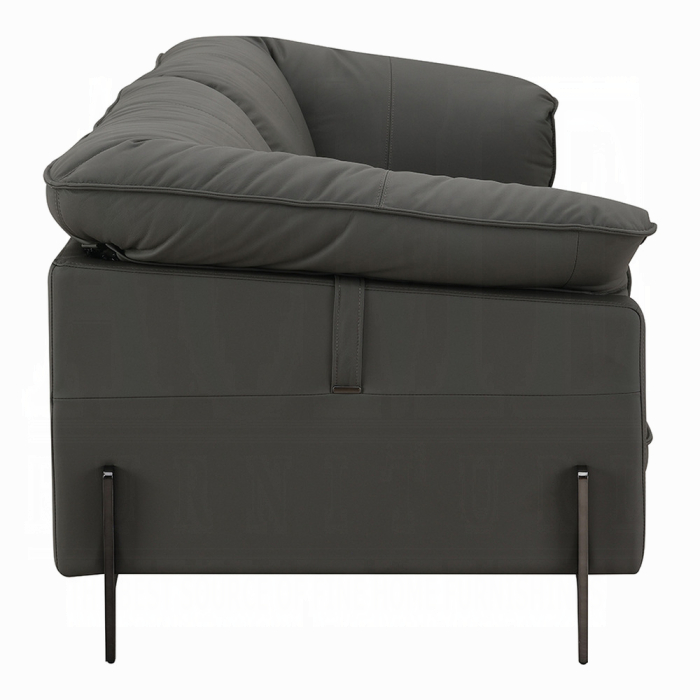 Tadi Loveseat
