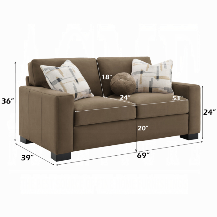 Darya Loveseat w/3 Pillows