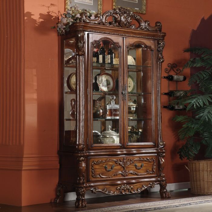 Dresden Curio