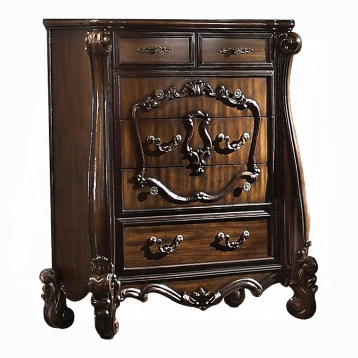 Versailles Chest