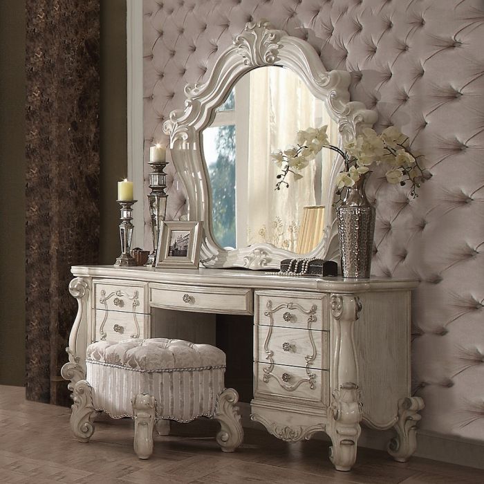 Versailles Vanity Stool