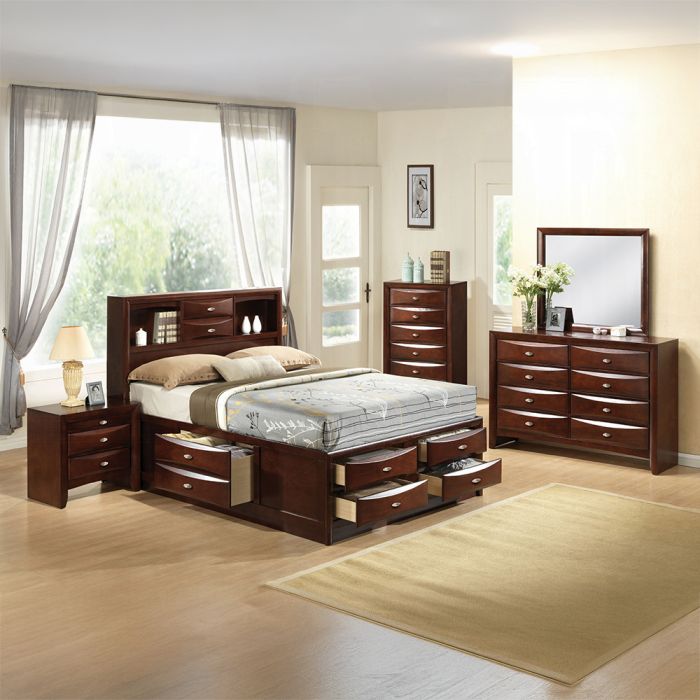 Ireland Chest