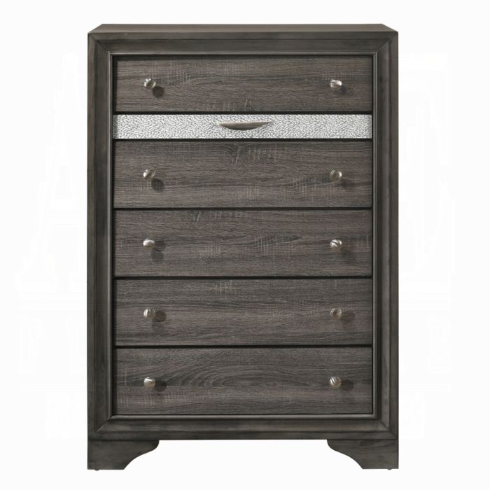 Naima Chest