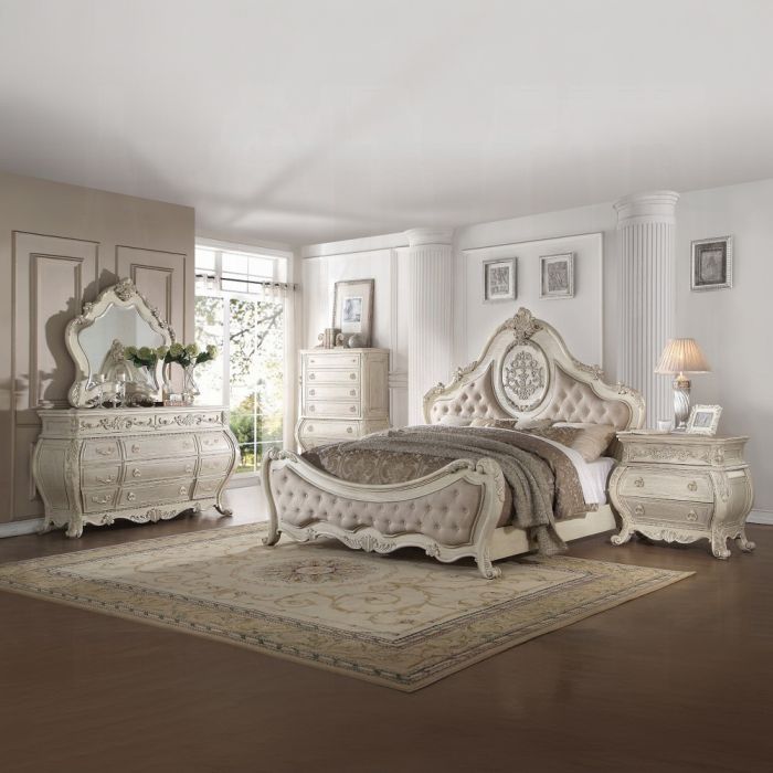 Ragenardus Queen Bed