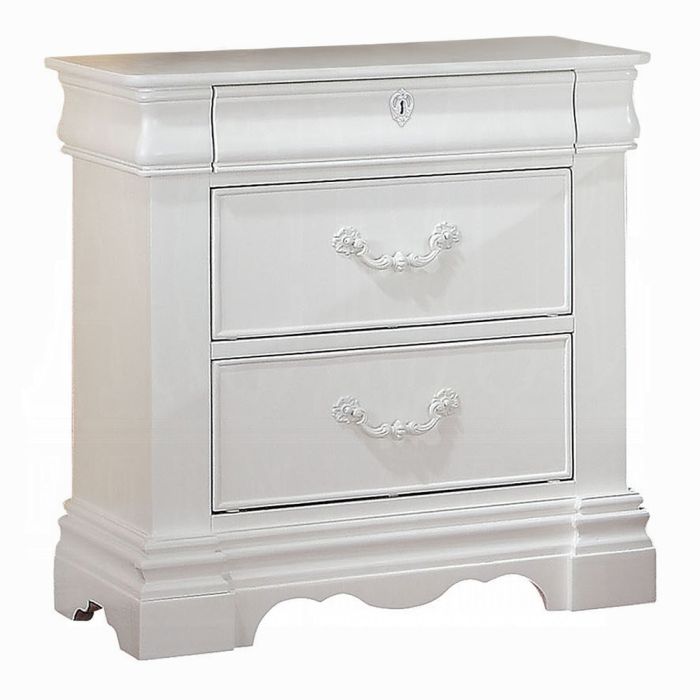 Estrella Nightstand