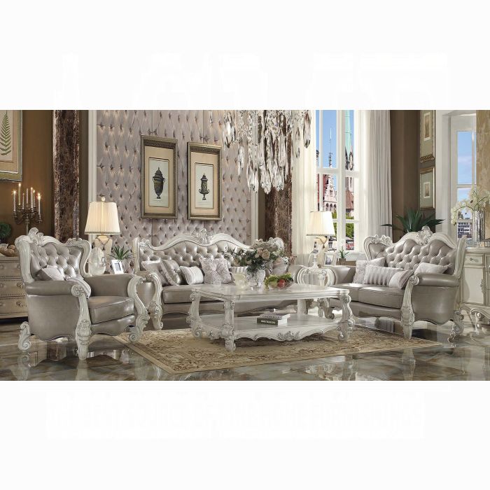Versailles Loveseat W/4 Pillows