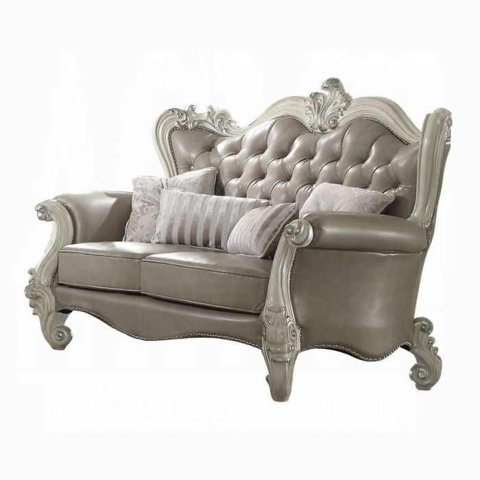 Versailles Loveseat W/4 Pillows
