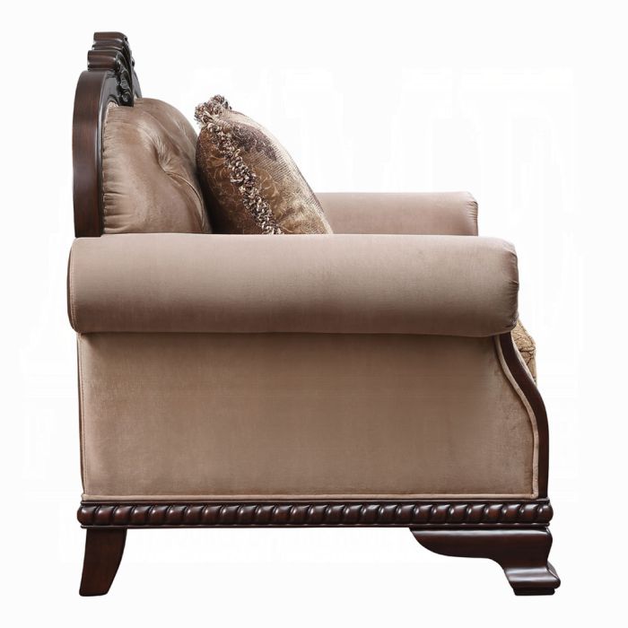Chateau De Ville Sofa W/5 Pillows (Same LV01588)