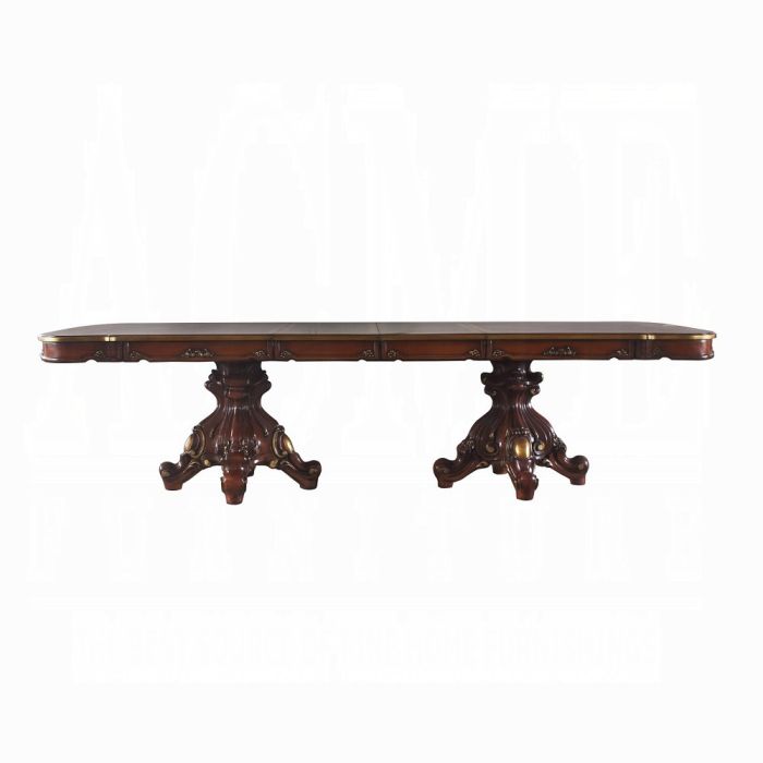 Picardy Dining Table