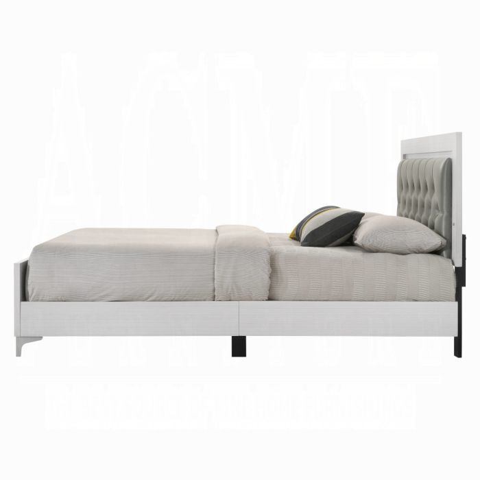 Casilda Queen Bed W/Led