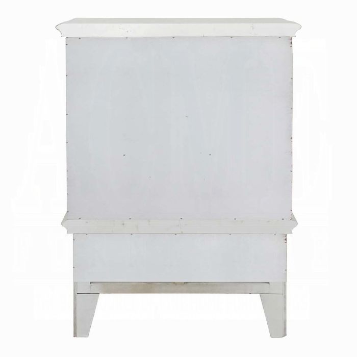 Vendome Chest
