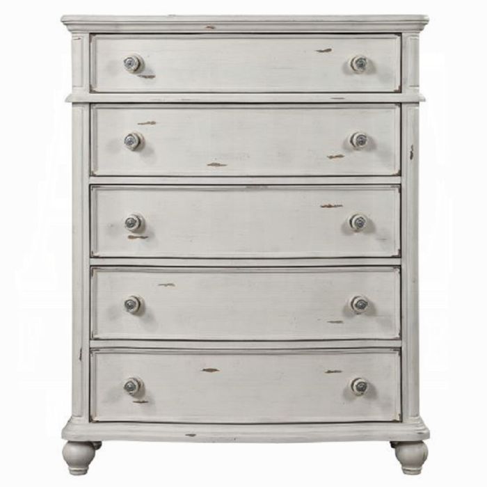 Jaqueline Chest