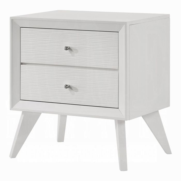 Cerys Nightstand