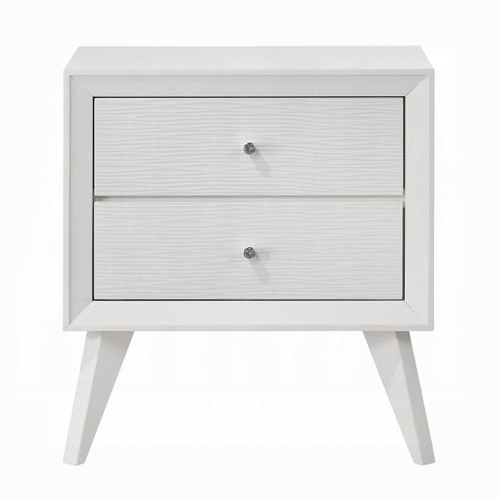 Cerys Nightstand