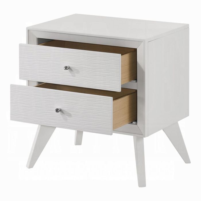 Cerys Nightstand