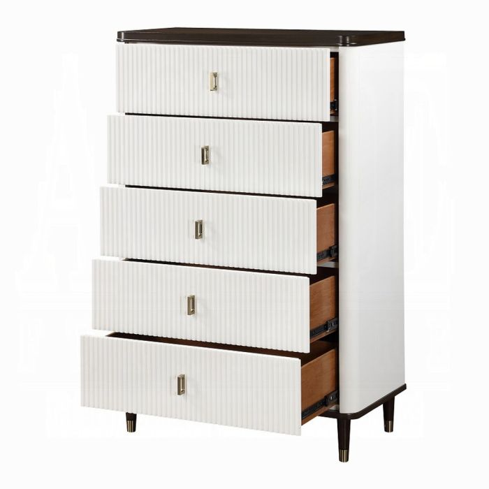 Carena Chest