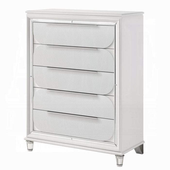 Tarian Chest