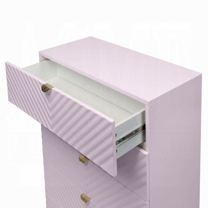 Gaines Chest