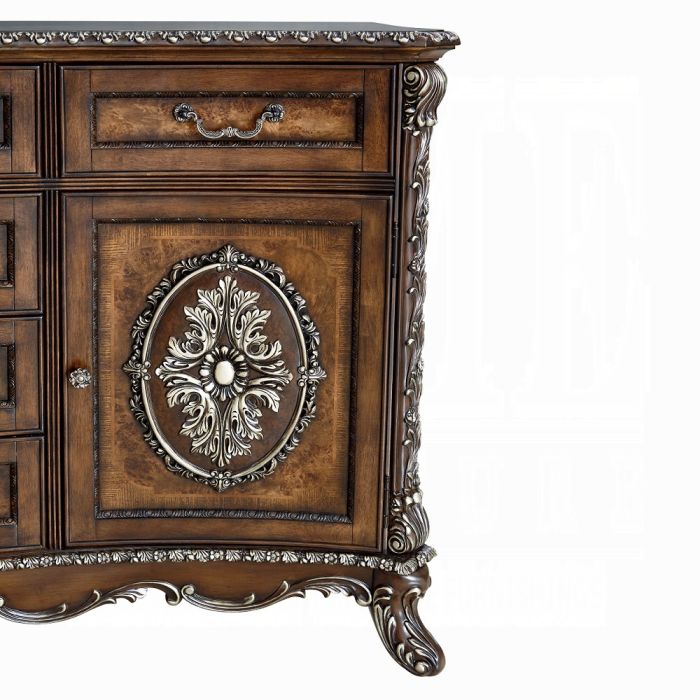 Devany DRESSER