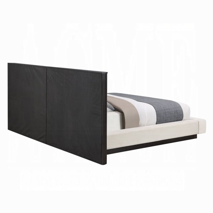 Clayten Queen Bed