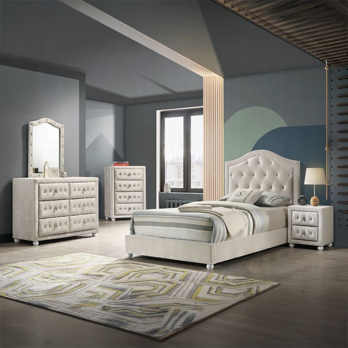 Reggie Nightstand