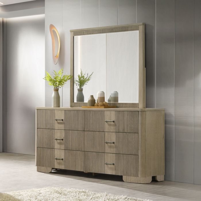 Lakkari Mirror