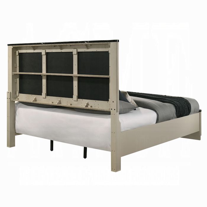Travonte Queen Bed