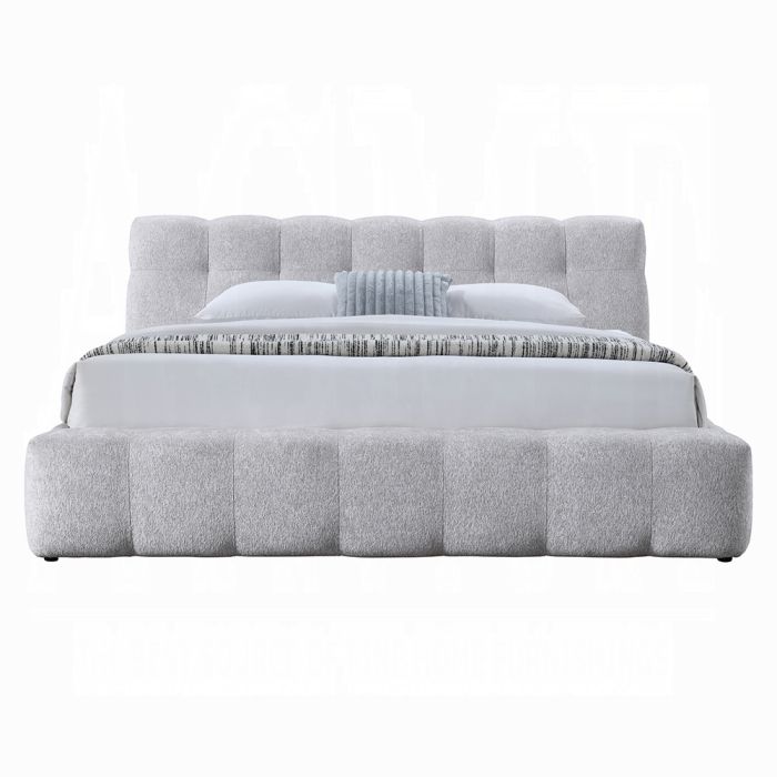 Hannah Eastern King Bed 