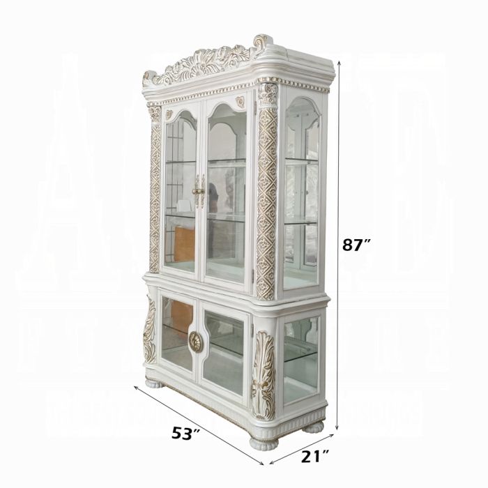 Vendome Curio