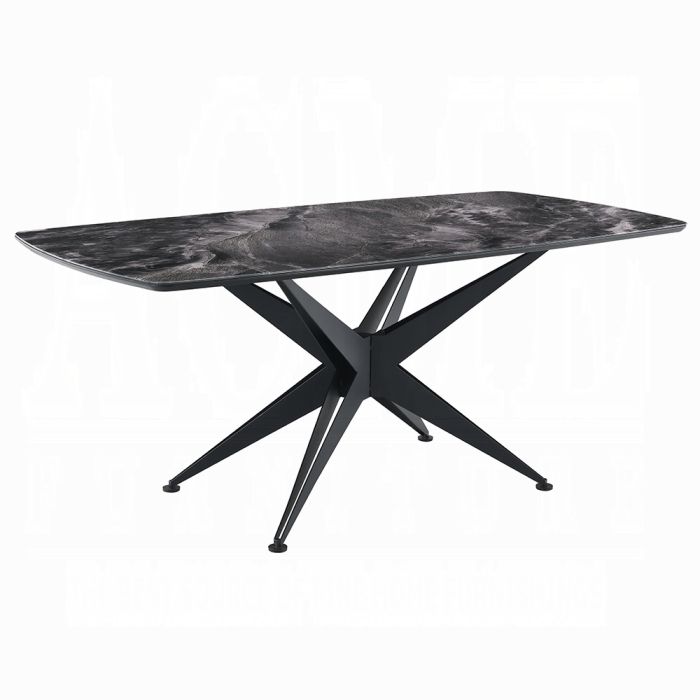 Klaus Dining Table