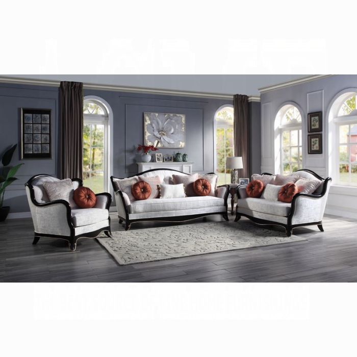 Nurmive Chair W/2 Pillows