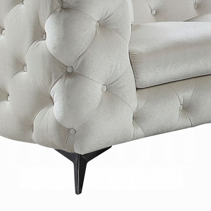 Atronia Sectional Sofa W/4 Pillows