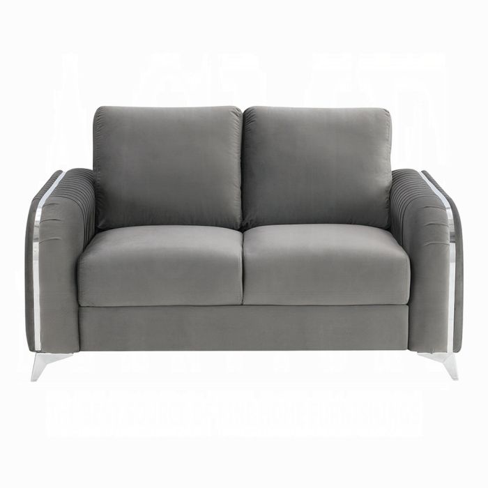 Wenona Loveseat