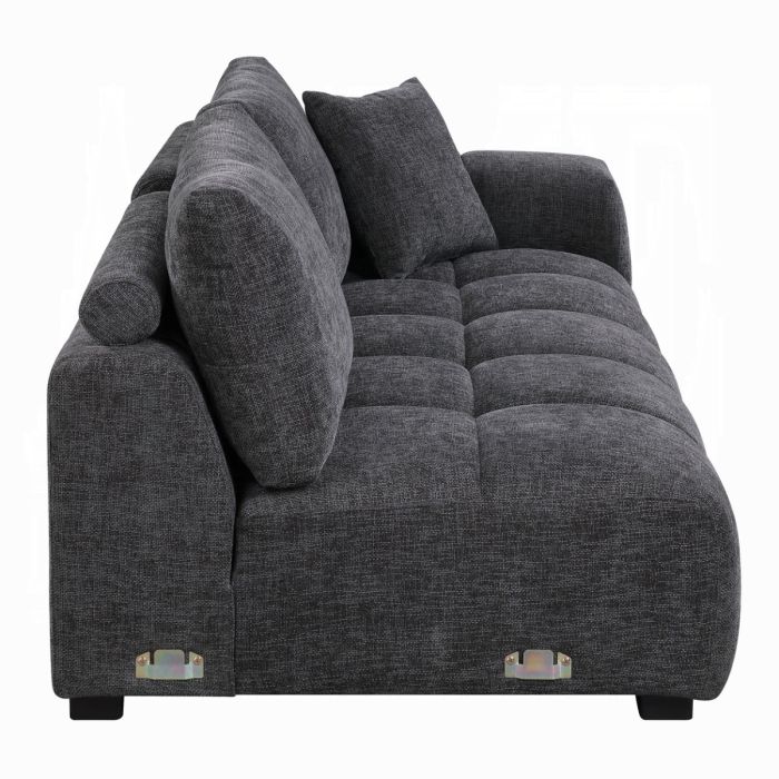 Chosen Sectional Sofa w/6 Pillows