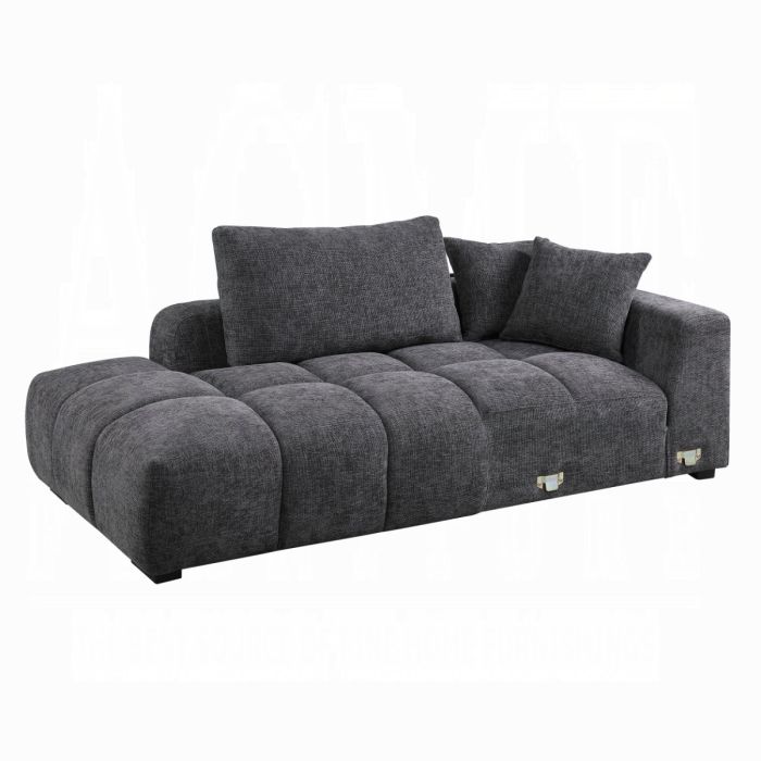 Chosen Sectional Sofa w/6 Pillows