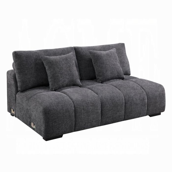 Chosen Sectional Sofa w/6 Pillows