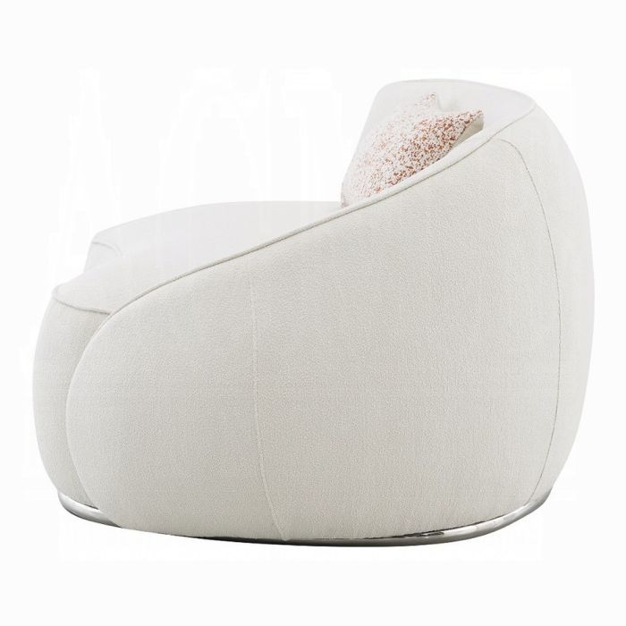Sahara Sectional Sofa W/3 Pillows