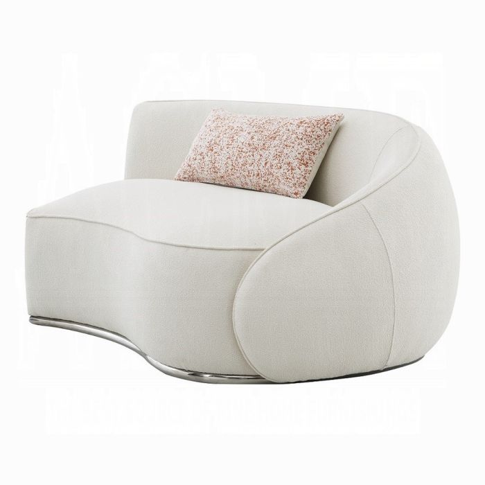 Sahara Sectional Sofa W/3 Pillows